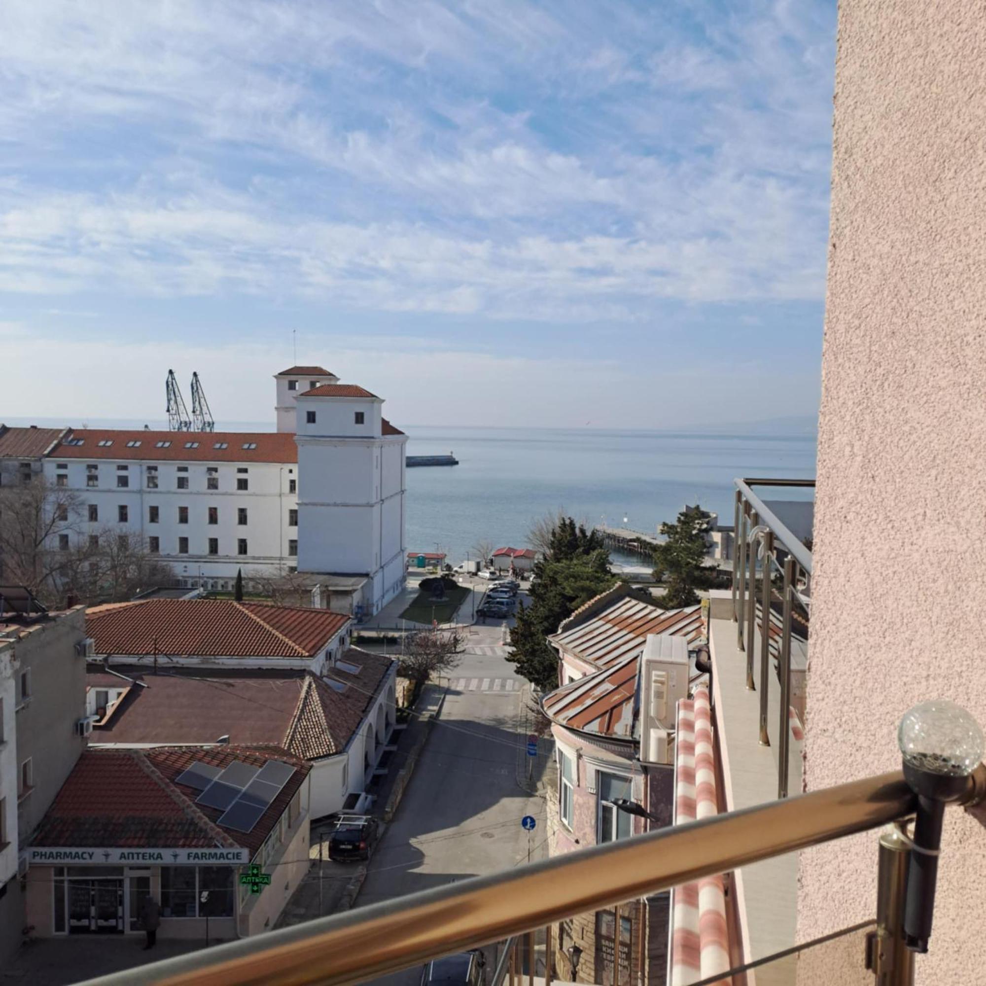 Апартамент Амира 3 Balchik Extérieur photo